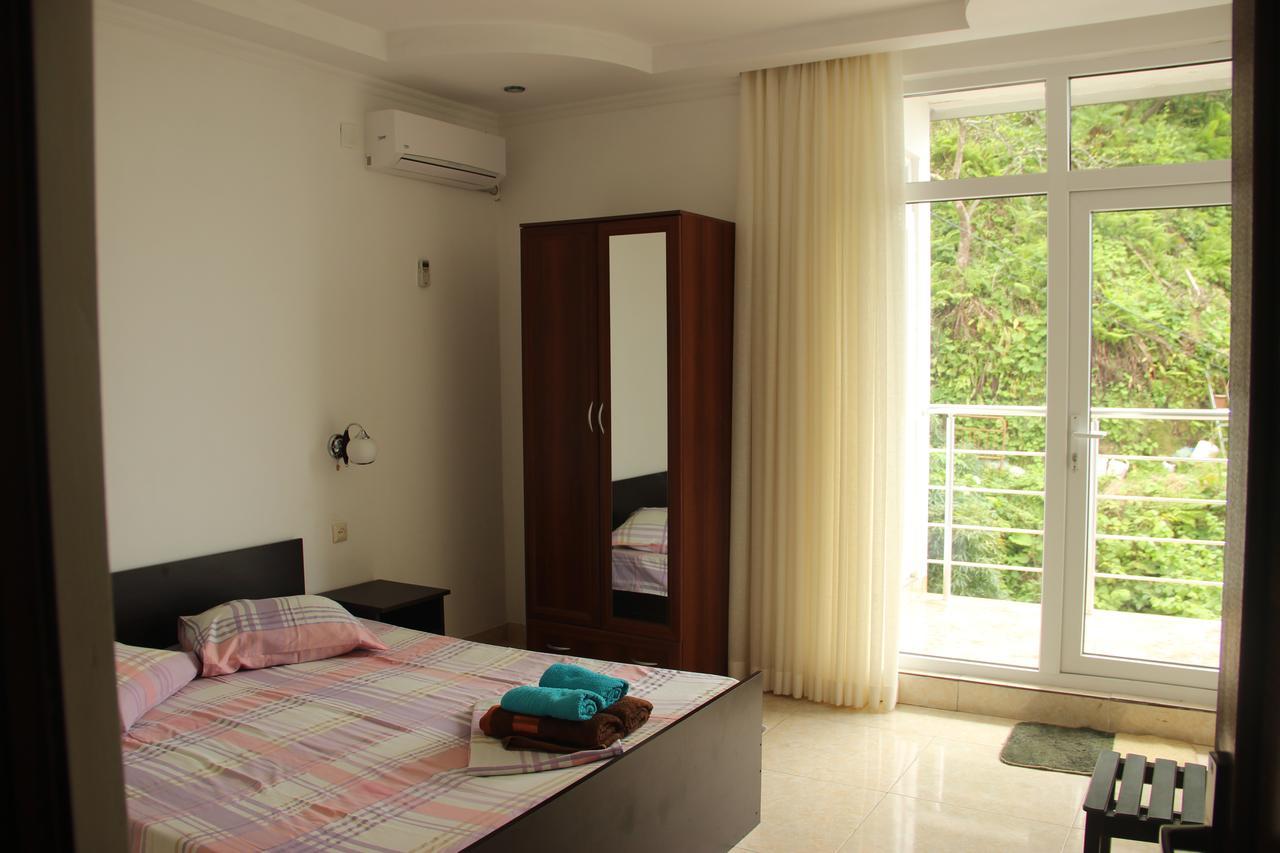 Badu Guest House Kvariati Εξωτερικό φωτογραφία