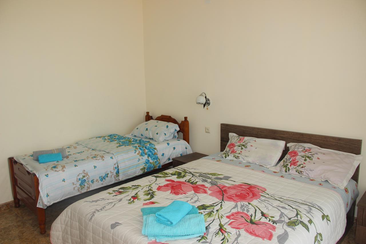 Badu Guest House Kvariati Εξωτερικό φωτογραφία